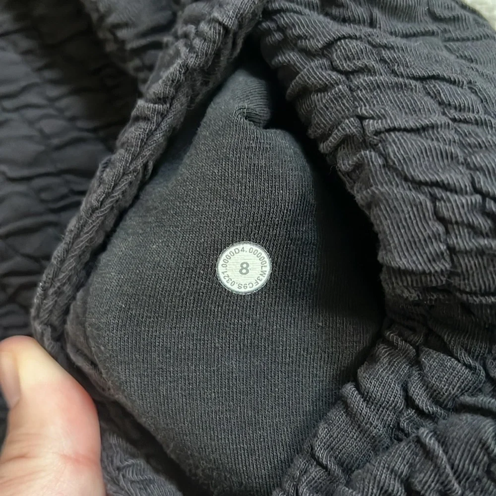 lululemon athletica excellent size